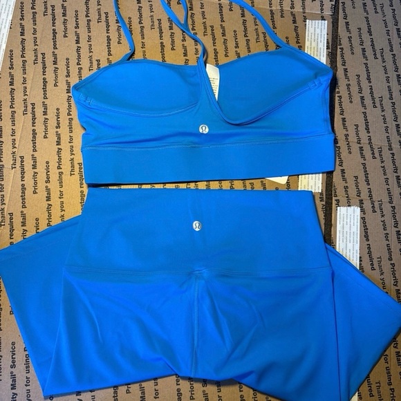 Lululemon Athletica Blue Sports Bra and Leggings Set - Picture 1 of 3